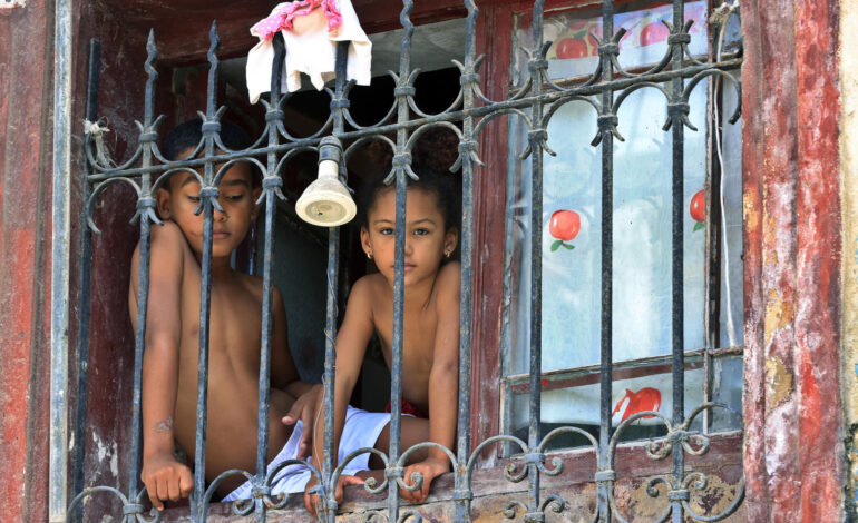 Cuba adelanta el fin de curso escolar por la grave crisis energética: “No se puede dar clase así”