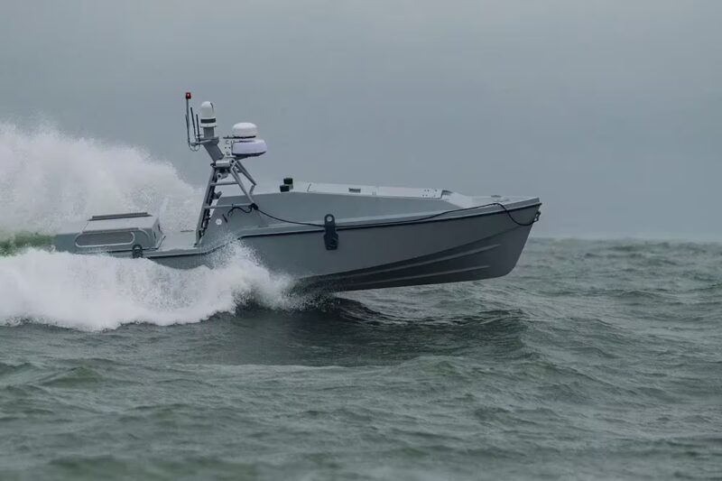 Así es el dron naval que rescató a los pilotos del Apache derribado por Irán y marcó un hito militar