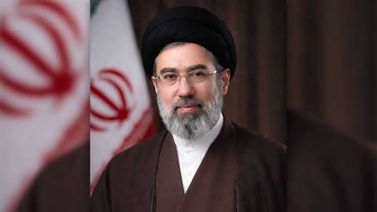Líder supremo de Irán Mojtaba Jamenei dice que Trump buscó el acuerdo de paz con “desesperación”