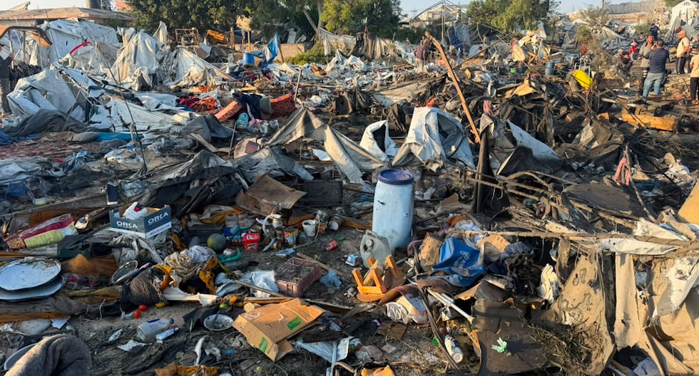 Israel asesinó a una bebé y a su madre en Gaza e incendió más de 100 tiendas de campaña