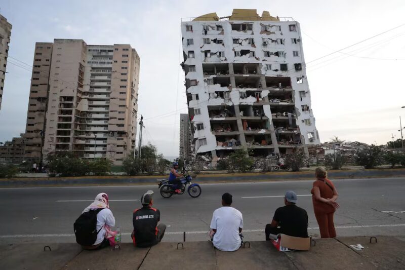 La Guaira, la zona cero de los terremotos en Venezuela: destrucción, caos, saqueos y desesperación