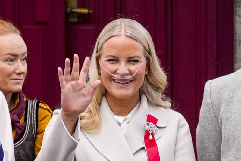 Mette-Marit, la princesa heredera de Noruega, recibió un trasplante “exitoso” de pulmón