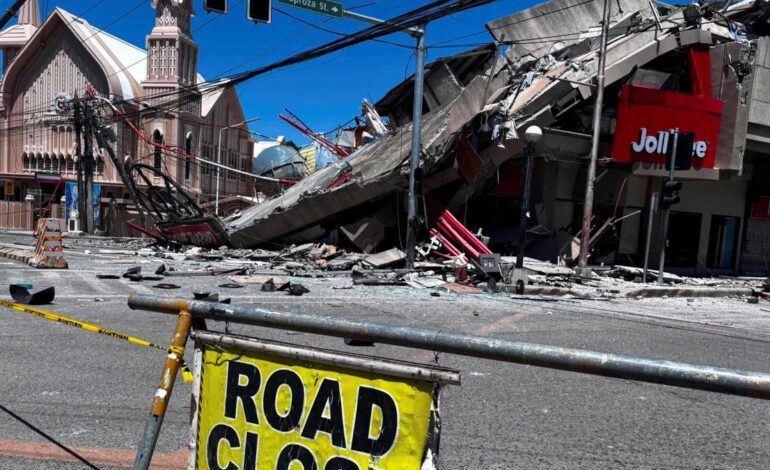Terremoto en Filipinas de magnitud 7,8 deja al menos 35 muertos y más de 100 heridos