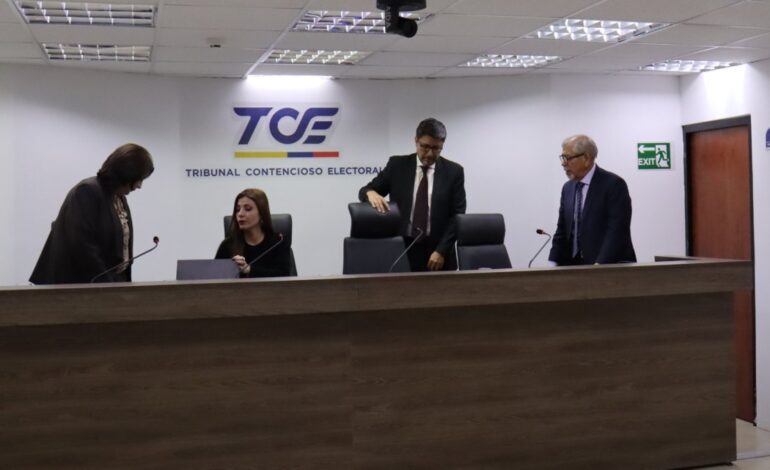 El TCE suspende al movimiento Amigo usado por la Revolución Ciudadana