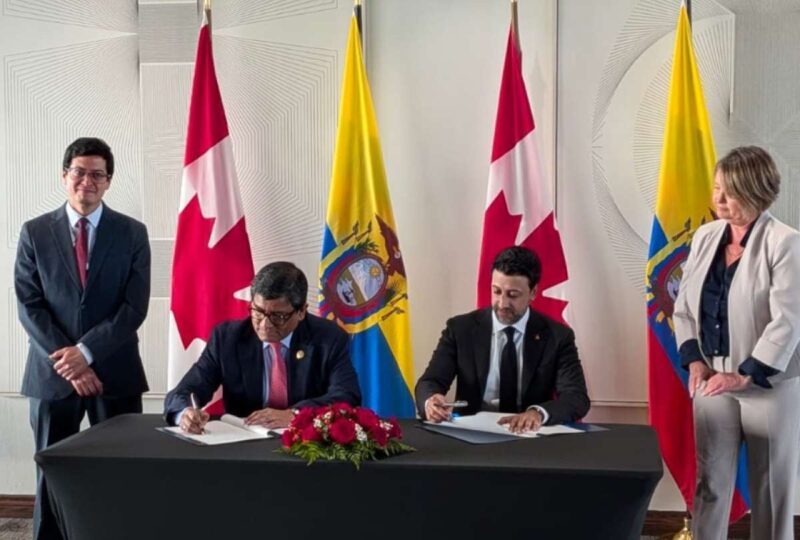 Ecuador y Canadá firmaron el Tratado de Libre Comercio