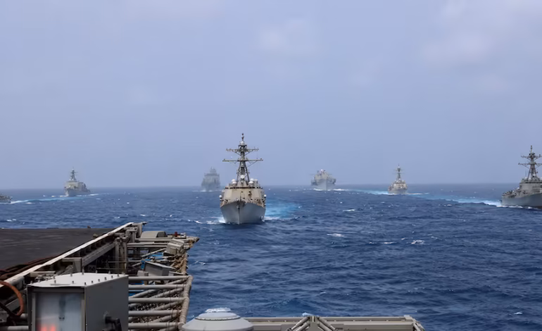 Estados Unidos advierte que 20 buques de guerra patrullan Medio Oriente tras la reescalada con Irán