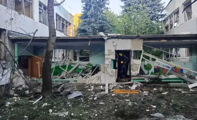 Mueren 8 personas en ataques con drones contra almacenes de comercio electrónico en Rusia