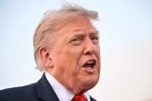 Donald Trump ordena detener los bombardeos contra Irán para negociar un acuerdo