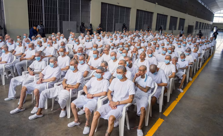 Con pedido de miles de años de cárcel termina juicio colectivo a jefes de pandilla MS-13 en El Salvador