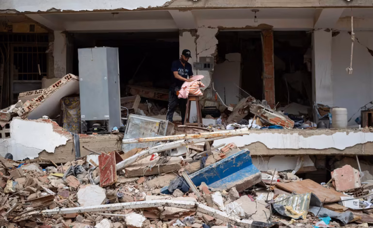 Suben a 3.342 los fallecidos y a 16.740 los heridos por los terremotos en Venezuela