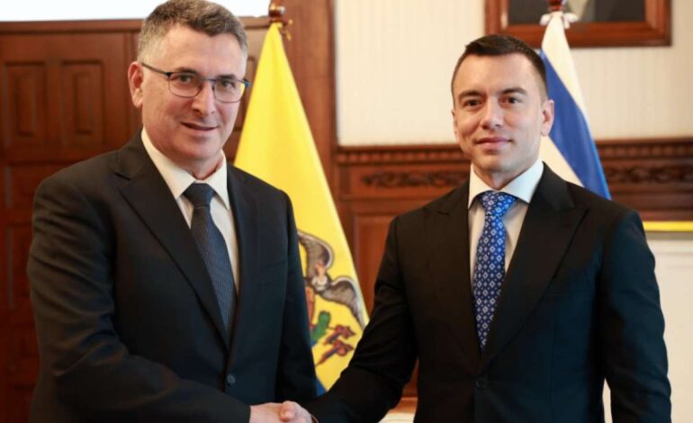 El presidente Noboa y el ministro de Relaciones Exteriores de Israel, Gideon Sa’ar, dialogaron sobre la cooperación para luchar contra el terrorismo y el desarrollo económico
