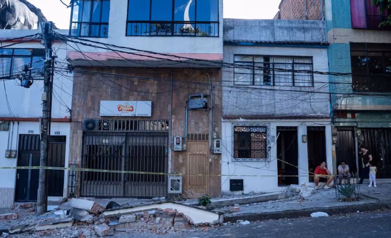 Seis viviendas afectadas en Ecuador por el terremoto de magnitud 7,4 en Colombia