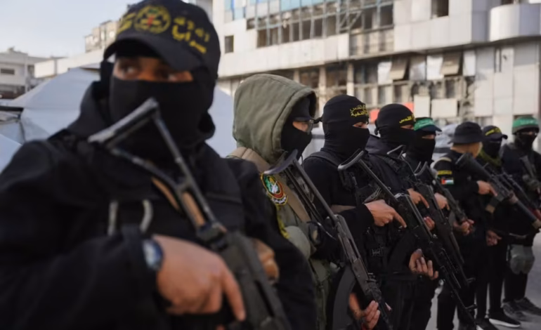 Hamás se desarmará después de 40 años: ¿qué pasará ahora con Gaza y hasta dónde se retirará Israel?