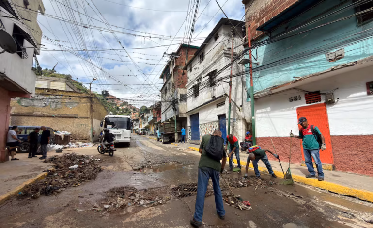 Venezuela: Al menos seis desaparecidos y decenas de viviendas afectadas por las fuertes lluvias