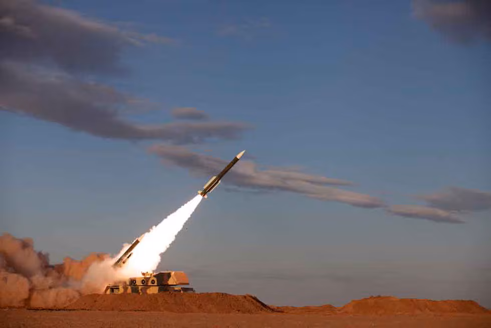 Irán ataca bases de Estados Unidos en Jordania como represalia al bombardeo de la isla Larak