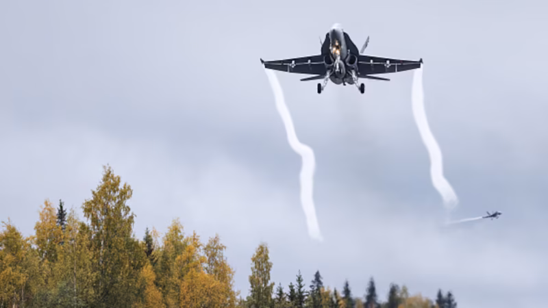 Aviones rusos fueron interceptados por cazas de Finlandia y Suecia en el mar Báltico: autoridades se pronunciaron