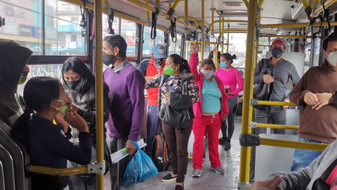 Atención: Trolebús y Ecovía cambian sus horarios por el feriado del 9 de Octubre en Quito
