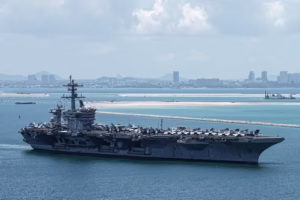 El USS Abraham Lincoln regresa a EE.UU. tras casi diez meses de despliegue en Oriente Medio