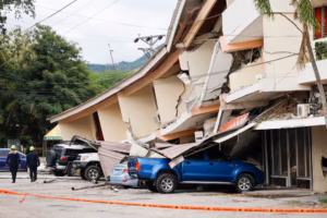 Al menos 27 heridos leves y más de 400 edificaciones afectadas por el terremoto magnitud 7,7 en Panamá